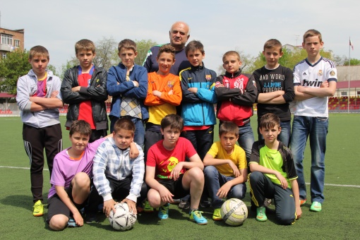 Зерноградские футболисты первенствовали на "Кожаном мяче"
